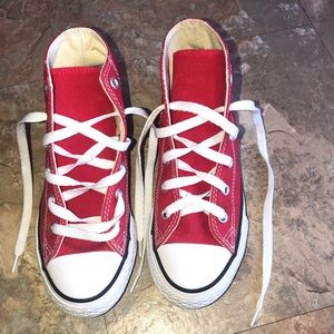 Girls Converse high top red & white tennis shoe